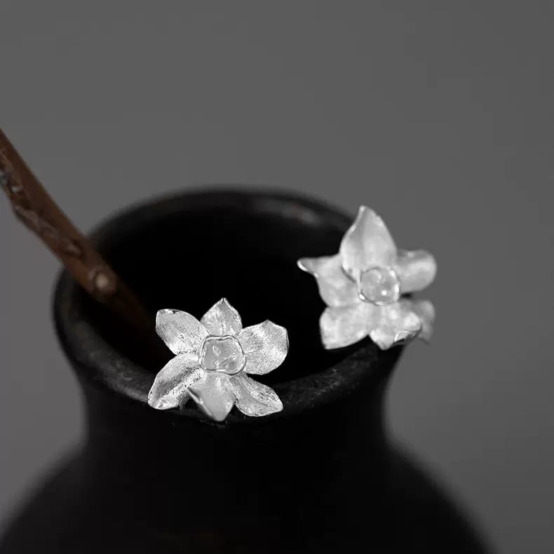 925 Sterling Silver Daffodil Flower Stud Earrings Handcrafted Spring Floral Jewelry-the-taste.com
